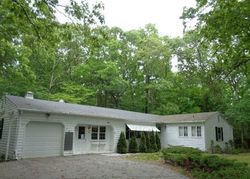 Pre-foreclosure Listing in CHURCH LN MADISON, CT 06443