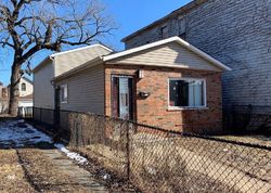 Pre-foreclosure in  S UNIVERSITY AVE Chicago, IL 60619
