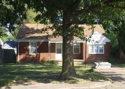  S Apache Dr, Wichita KS