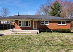 Pre-foreclosure in  DOVER RD Louisville, KY 40216