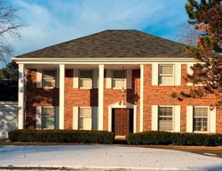  Bernay Dr, Northbrook IL