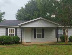 Pre-foreclosure Listing in BROWNSFERRY ST ATHENS, AL 35611