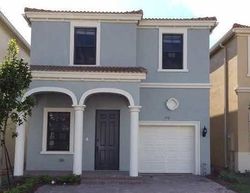 Pre-foreclosure in  NE 191ST TER Miami, FL 33179
