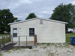 Pre-foreclosure in  S BARCLAY ST Fairmount, IN 46928