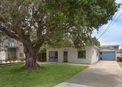 Pre-foreclosure Listing in MERRILL PL COSTA MESA, CA 92627