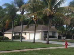 Pre-foreclosure in  LONGLEA TER West Palm Beach, FL 33414