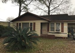 Pre-foreclosure in  CENTER ST Lake Charles, LA 70601