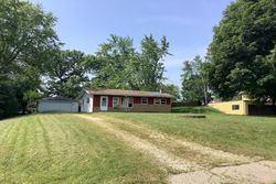 Pre-foreclosure in  WIN HAVEN DR Elgin, IL 60124
