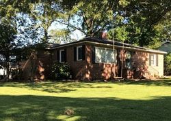 Pre-foreclosure in  LOOKOUT ST Gadsden, AL 35904