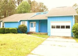 Pre-foreclosure in  HUNTERS RIDGE DR Midway Park, NC 28544