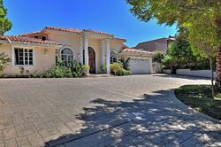 Pre-foreclosure in  HILGARD AVE Los Angeles, CA 90024