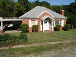 Pre-foreclosure Listing in LINCOLN ST EDEN, NC 27288