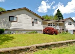 Pre-foreclosure in  LINDA DR Bridgeport, CT 06606