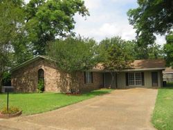 Pre-foreclosure Listing in MARGARET AVE NATCHEZ, MS 39120