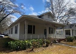 Pre-foreclosure in  LITCHFIELD ST Cartersville, GA 30120