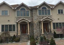  Wesley St, Clifton NJ