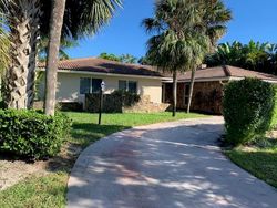 Pre-foreclosure in  SAN SALVADOR DR Boca Raton, FL 33433