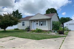 Pre-foreclosure in  W LINCOLN RD Kokomo, IN 46902