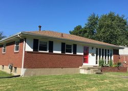 Pre-foreclosure Listing in FURMAN BLVD LOUISVILLE, KY 40220