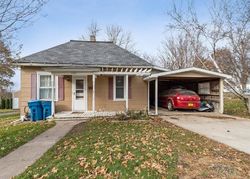 Pre-foreclosure Listing in 4TH AVE BELLE PLAINE, IA 52208