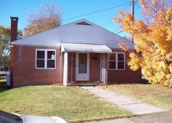 Pre-foreclosure Listing in WILSON AVE LEWISTOWN, PA 17044