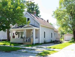 Pre-foreclosure Listing in HARVEY ST GREEN BAY, WI 54302