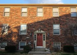 Pre-foreclosure in  LAKE PL APT H12 Louisville, KY 40222