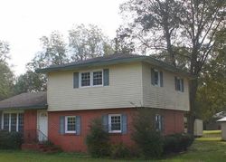 Pre-foreclosure Listing in ACADEMY LN DEATSVILLE, AL 36022