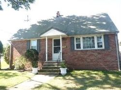 Pre-foreclosure in  PIAGET AVE Clifton, NJ 07011