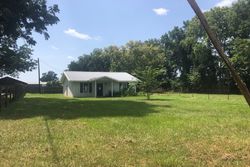 Pre-foreclosure in  ROBINS LN Bunkie, LA 71322