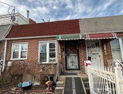 Pre-foreclosure in  46TH AVE Bayside, NY 11361