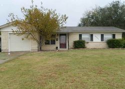 Pre-foreclosure Listing in NW ASH AVE LAWTON, OK 73505