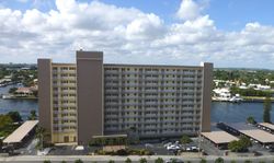 Pre-foreclosure in  N RIVERSIDE DR  Pompano Beach, FL 33062