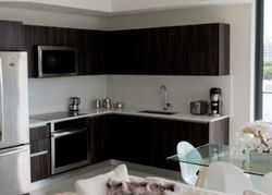 Pre-foreclosure in  NE 207TH ST UNIT 501 Miami, FL 33180