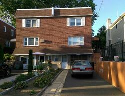 Pre-foreclosure in  SOUTHERN AVE Ambler, PA 19002