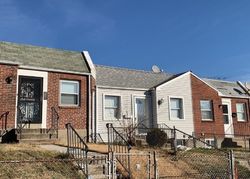 Pre-foreclosure in  E SPRUCE ST Norristown, PA 19401