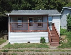 Pre-foreclosure Listing in HIGH BLUFF ST DUBUQUE, IA 52001