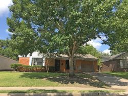 Pre-foreclosure in  WHITE HEATHER DR Houston, TX 77045