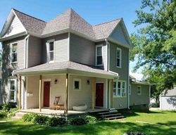  1st Ave Ne, Oelwein IA