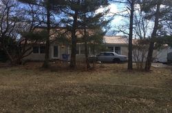 Pre-foreclosure in  NW 46TH ST Topeka, KS 66618