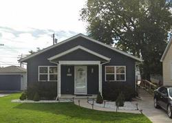 Pre-foreclosure Listing in MULBERRY ST HAMMOND, IN 46324