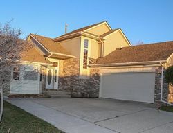 Pre-foreclosure Listing in HUNT CLUB BLVD STERLING HEIGHTS, MI 48314