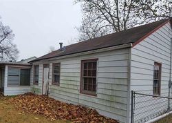 Pre-foreclosure Listing in W ANN ST PEORIA, IL 61605