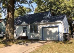 Pre-foreclosure Listing in E 12TH ST YORK, NE 68467