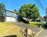 Pre-foreclosure in  AVENUE B Ronkonkoma, NY 11779