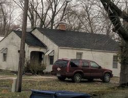 Pre-foreclosure Listing in S BURKE ST VERSAILLES, MO 65084