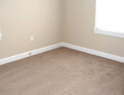Pre-foreclosure in  HANOVER AVE Richmond, KY 40475