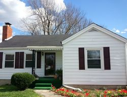 Pre-foreclosure Listing in HANOVER AVE RICHMOND, KY 40475
