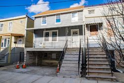 Pre-foreclosure Listing in 12TH ST UNION CITY, NJ 07087
