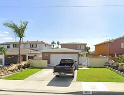 Pre-foreclosure in  HAWKSTONE AVE Whittier, CA 90605